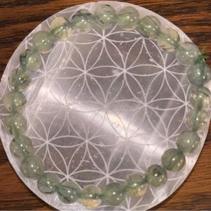 Brand New Handmade Prehnite 6mm Bracelet